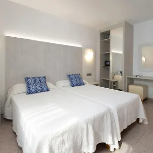 Roca Hostel